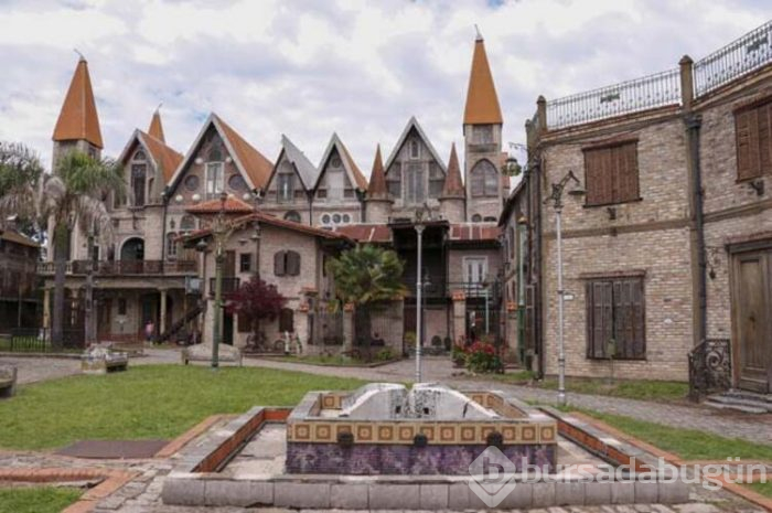 Arjantin'de bir Orta Çağ kasabası Campanopolis