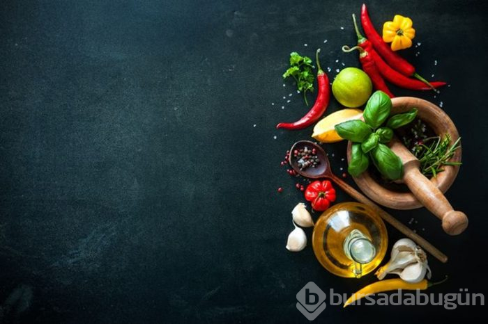 Saç dökülmesinin sebepleri nelerdir? İşte saç dökülmesinin 9 nedeni!