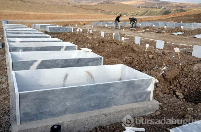 Muş'ta 2 bin 128 mezar taşındı!
