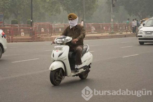 Hava kirliliği kritik seviyede! Yeni Delhi'de maskesiz sokağa çıkamıyorlar
