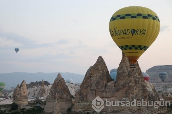 Kapadokya'da balonlar kartpostallık görüntüler oluşturdu!