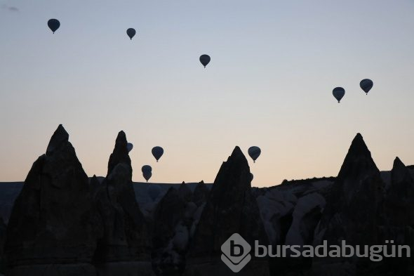 Kapadokya'da balonlar kartpostallık görüntüler oluşturdu!