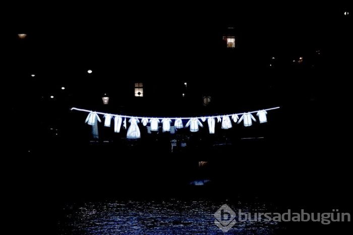 Işıklarla sanat yaptılar!