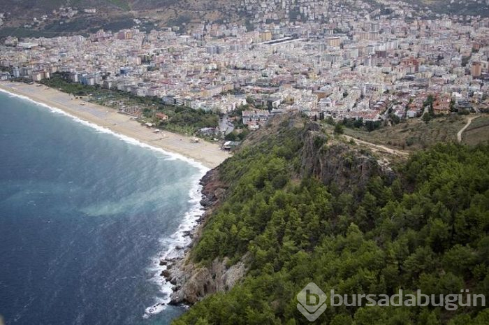 Nüfusun yüzde 10'u 82 ülkeden yerleşik yabancı!