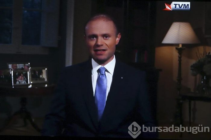 Başbakan koltuğunu bırakıyor