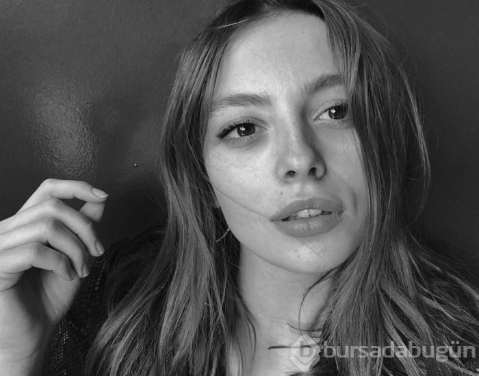 Melis Sezen 26. yaşını kutluyor