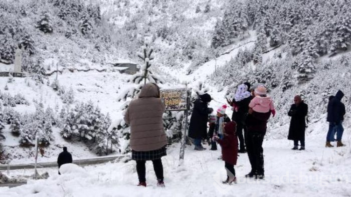Doğu Karadeniz'de 57 köy yolu kapandı
