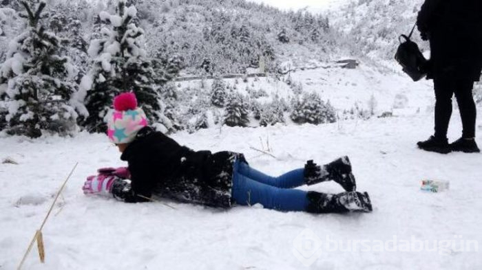Doğu Karadeniz'de 57 köy yolu kapandı