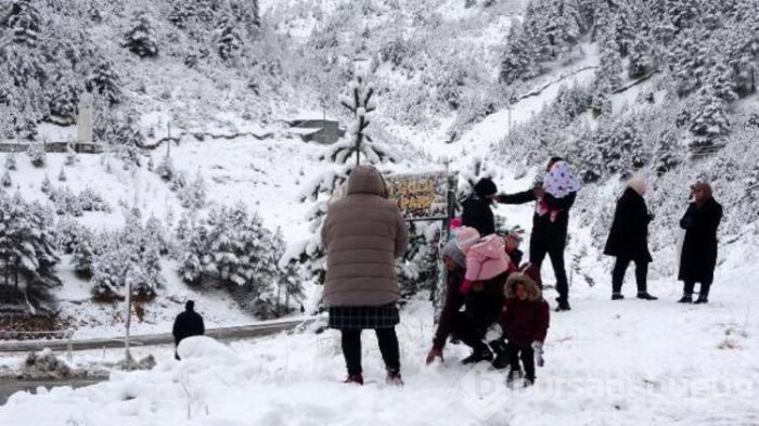 Doğu Karadeniz'de 57 köy yolu kapandı