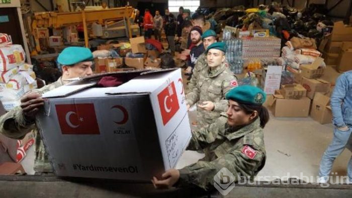 Depremzedeler gözyaşlarını tutamadı!