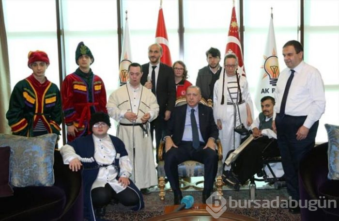 Cumhurbaşkanı Erdoğan, engellilerle bir araya geldi