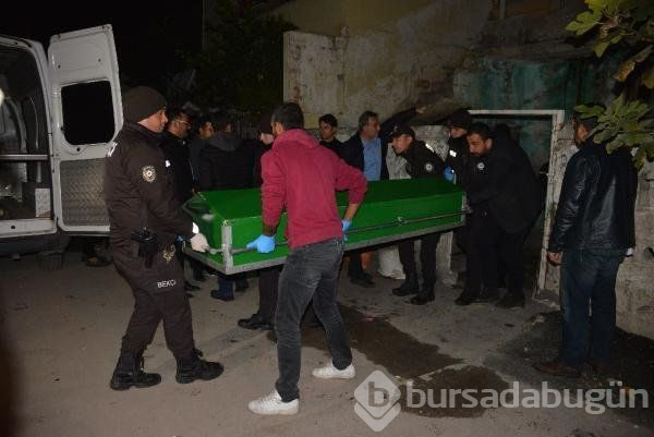 Eski sevgilisini öldürüp intihar etti