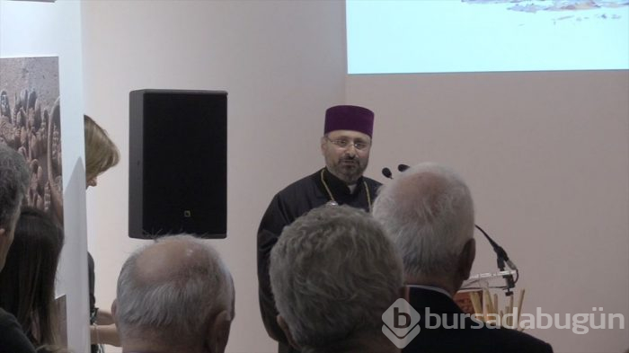 Londra'da Akdamar Kutsal Haç Kilisesi Fotoğraf Sergisi açıldı