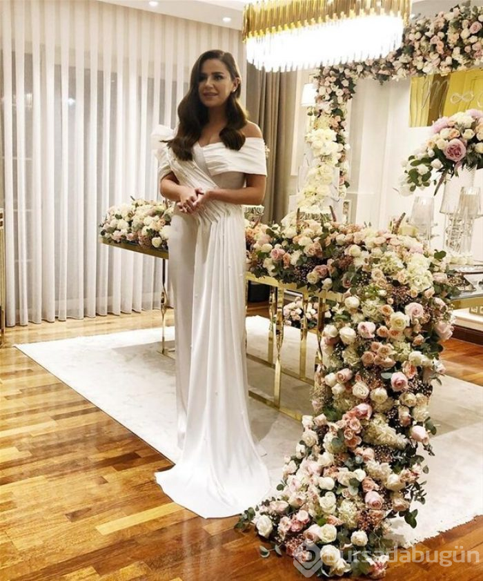 Merve Özbey nişanlandı!