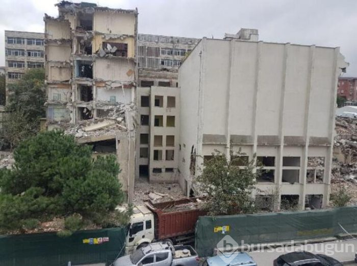Yıkım çalışmaları başladı