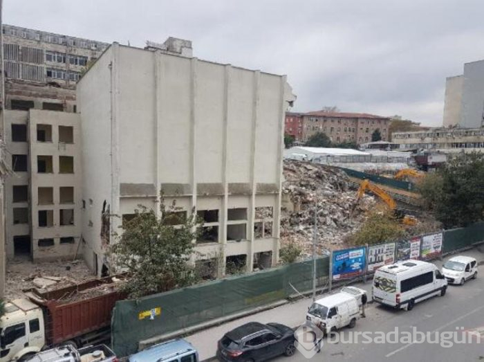 Yıkım çalışmaları başladı