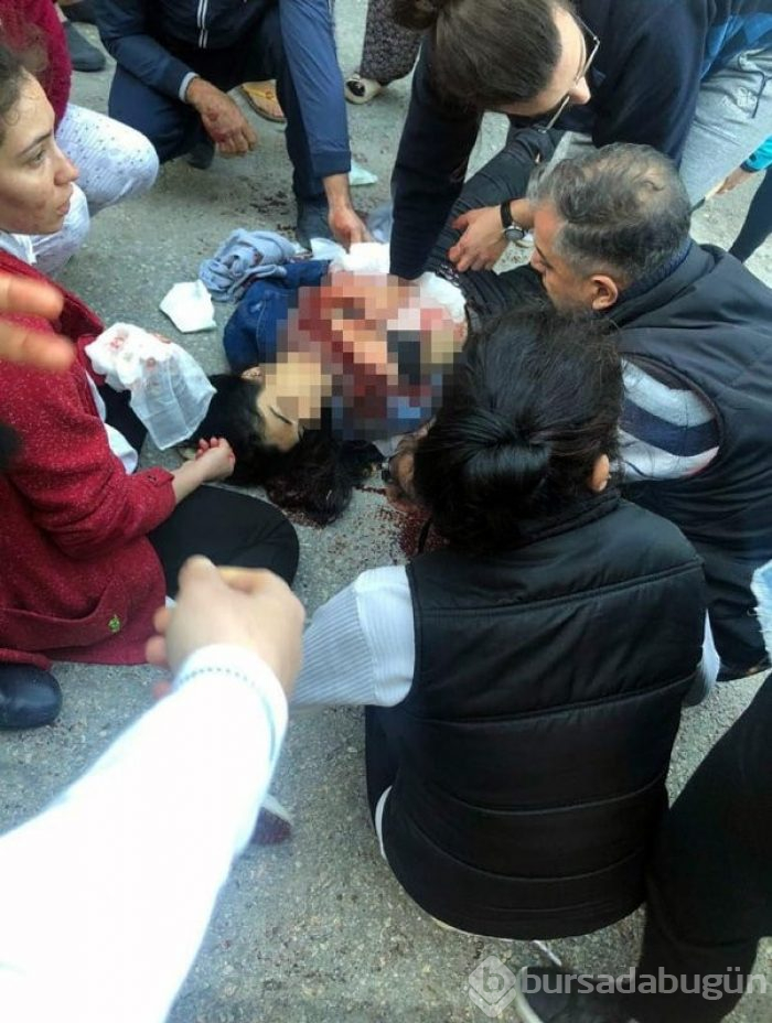 İzmir'de eşi tarafından öldürülen kadının son anları kameraya böyle yansıdı!