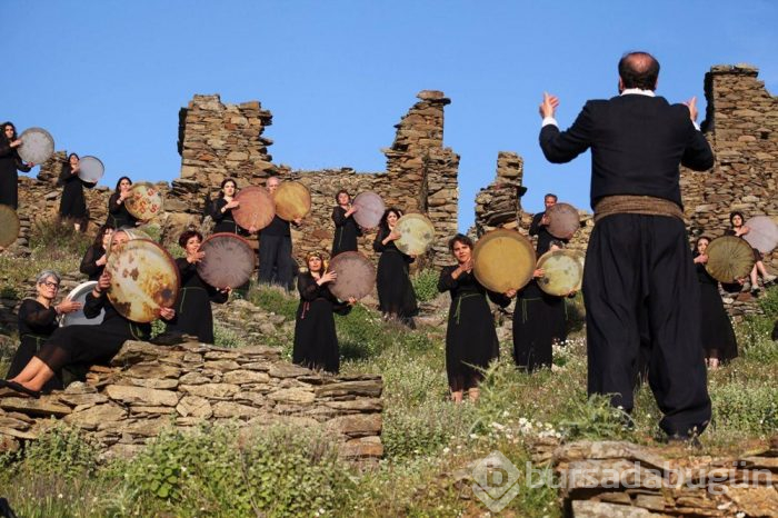 Eski Rum köyü Sazak, 'İzmir'in Kayaköy'ü olacak