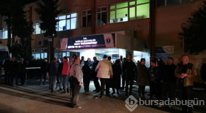 Balerin evinin önünde bıçaklandı!