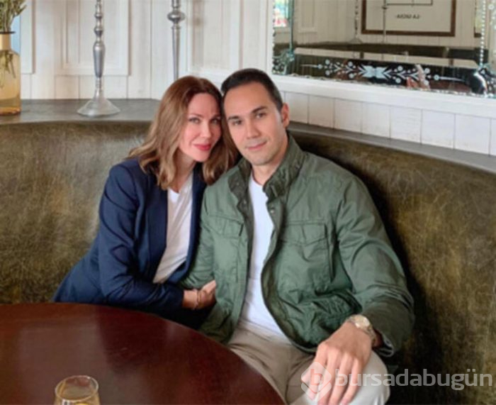 Demet Şener, yorumlara kayıtsız kalmadı