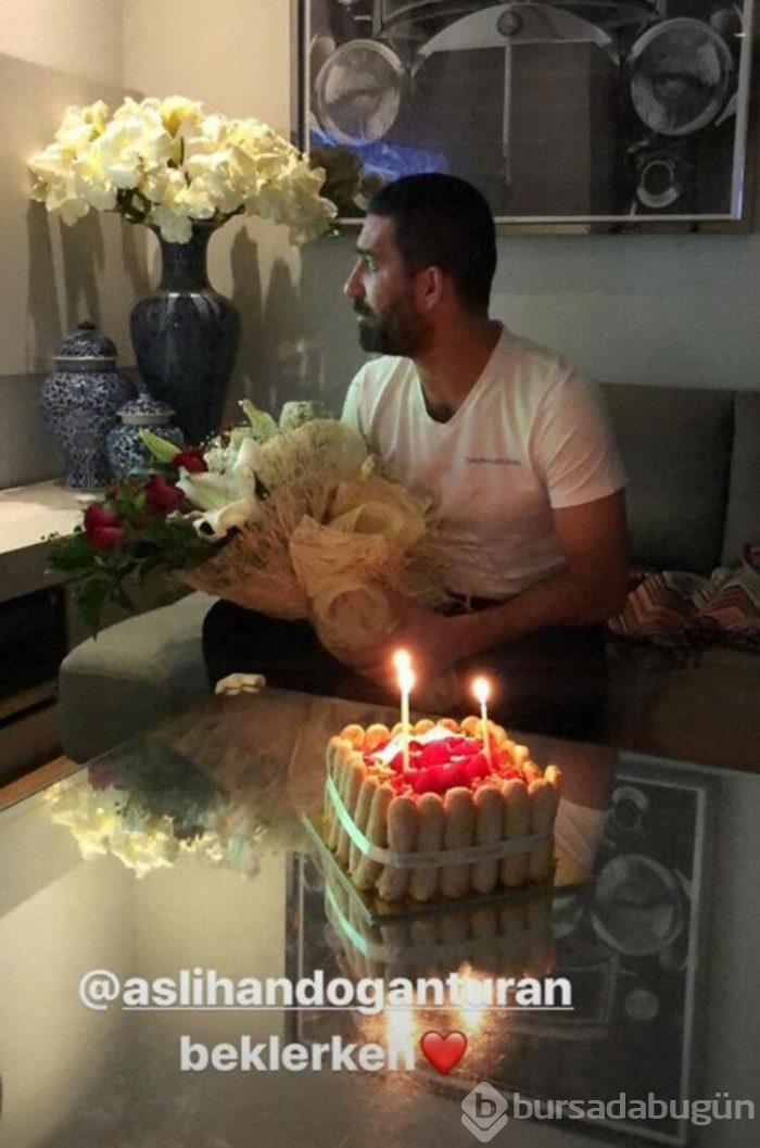 Arda Turan'dan mesaj!