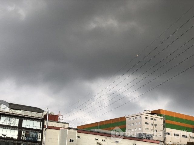 İstanbul'da gündüz gece belli değil!