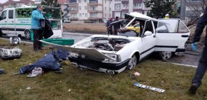 Kütahya'da feci kaza!