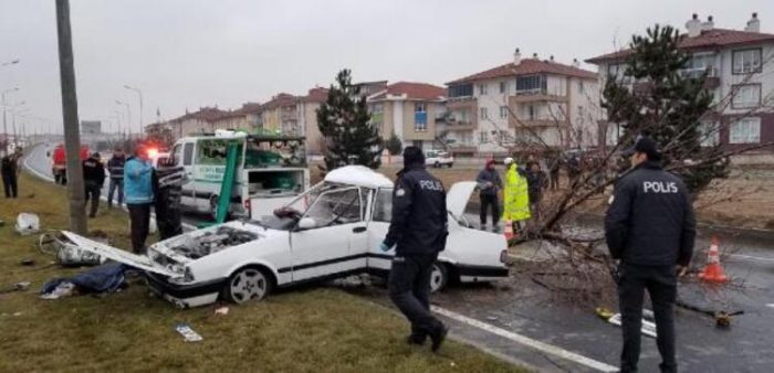 Kütahya'da feci kaza!