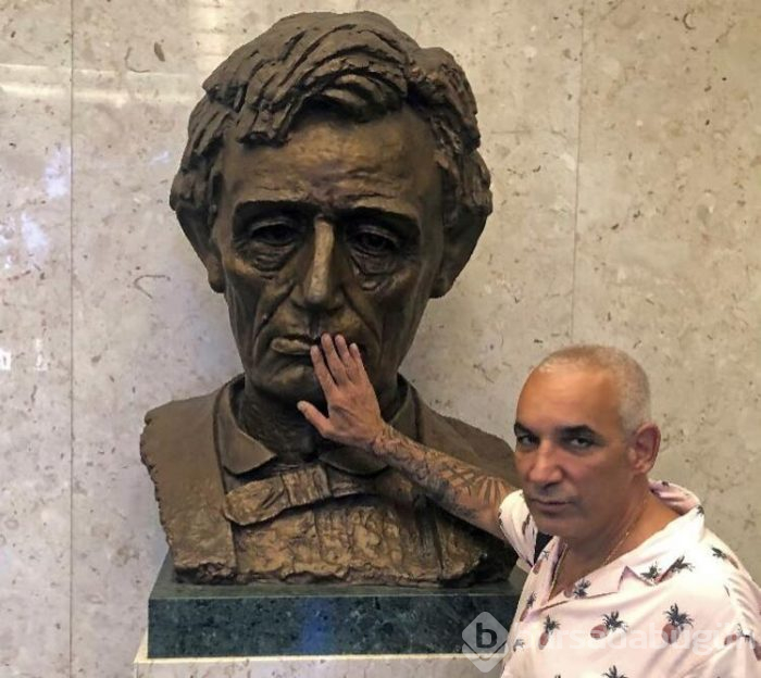 Yunan milyardere 'taciz' cezası