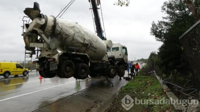 Beton mikseri askeri alana uçtu