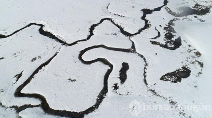 Karadeniz'in menderesleriyle ünlü Perşembe Yaylası beyaza büründü