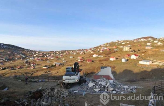 160 yapının yıkılışını izledi!