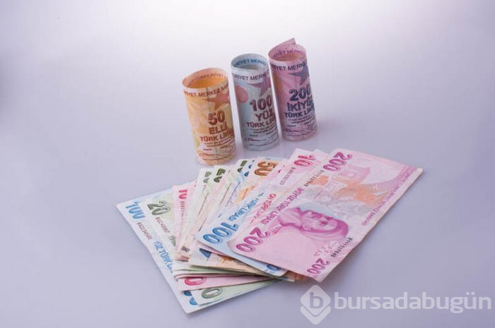 Milyonlar bunu bekliyor! Memurlar ve emeklileri için tek tek zamlı maaşlar...