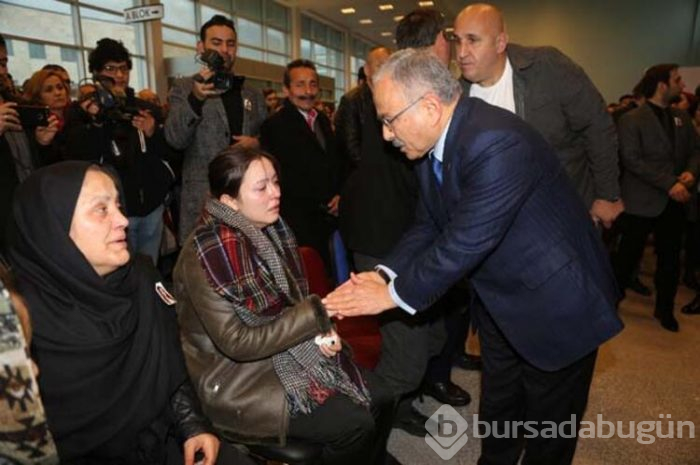'Genç kadınları ve erkekleri...'