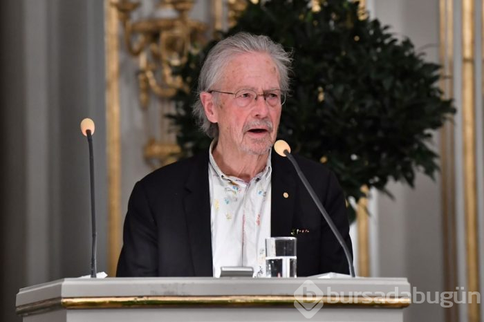 Handke'ye verilen Nobel ödülü hedef odağı oldu!