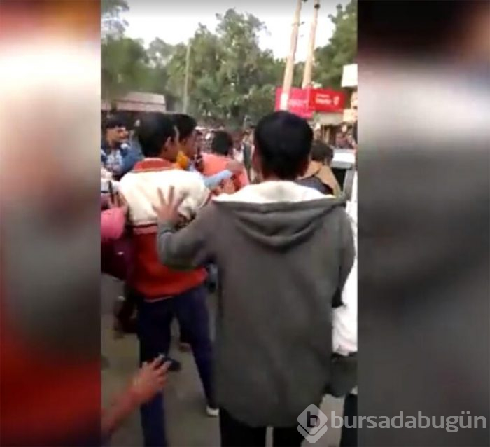 Kalabalık uzun süre yalnızca izledi!