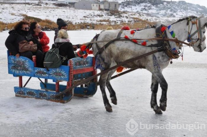 Çıldır Gölü'nde yerli turist heyecanı