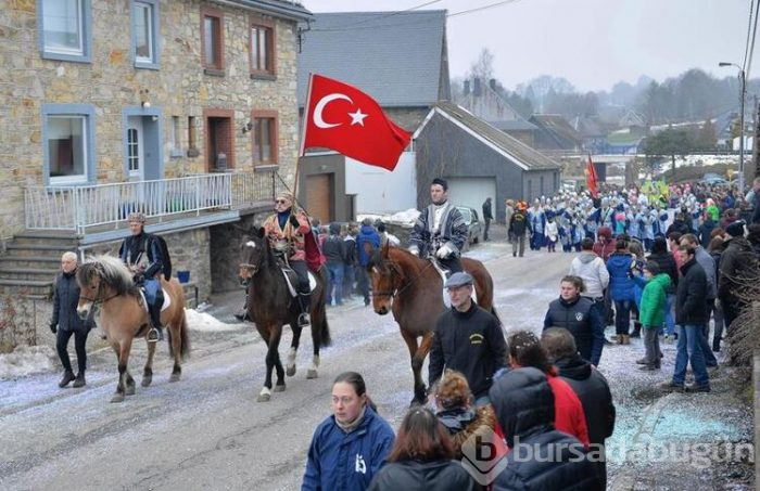 Türkleri görmeden Türk gibi yaşıyorlar!