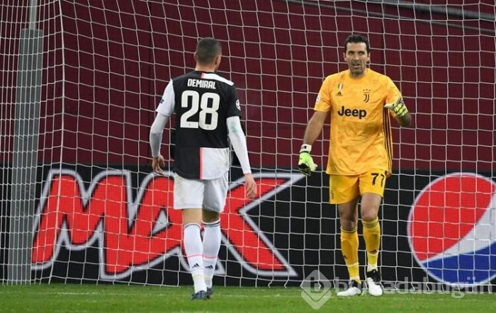 Merih Demiral'dan inanılmaz hareketler!