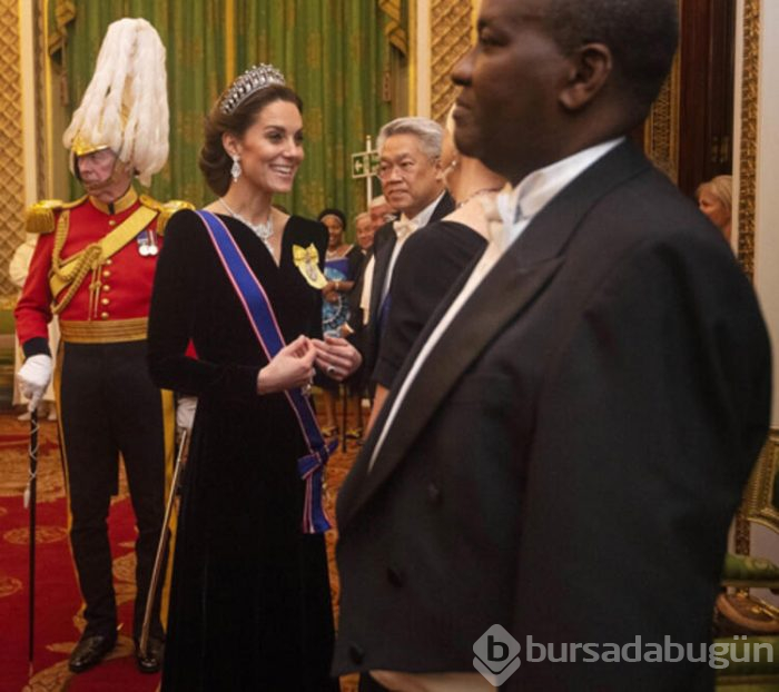 Kate Middleton'ın kraliçeden gelen düğün hediyesi!