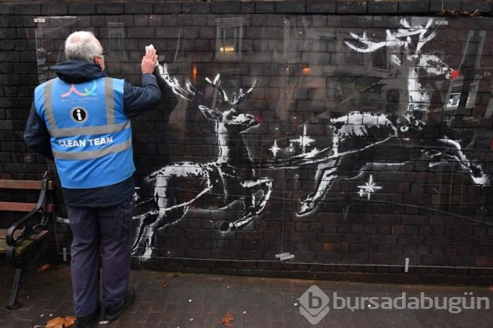 Banksy'nin son eseri saldırıya uğradı
