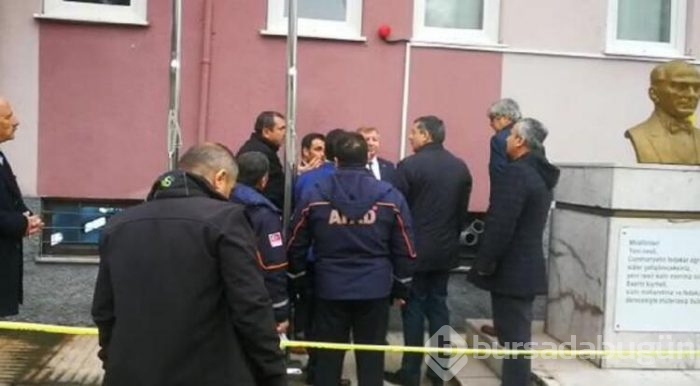 Kız öğrenci yurdunda panik yaşandı! Hastaneye kaldırıldılar