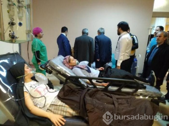 Kız öğrenci yurdunda panik yaşandı! Hastaneye kaldırıldılar