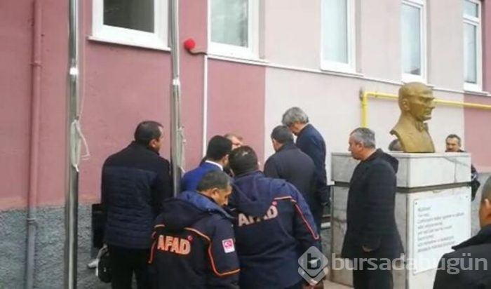 Kız öğrenci yurdunda panik yaşandı! Hastaneye kaldırıldılar