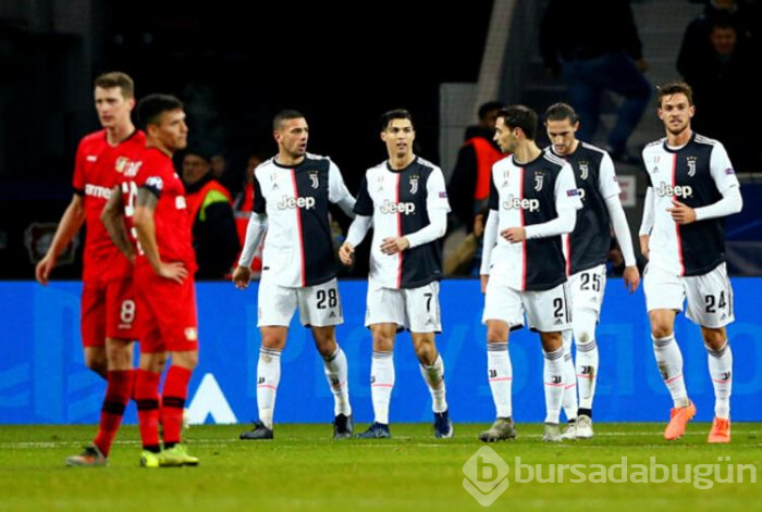 Merih Demiral'ı öve öve bitiremediler!