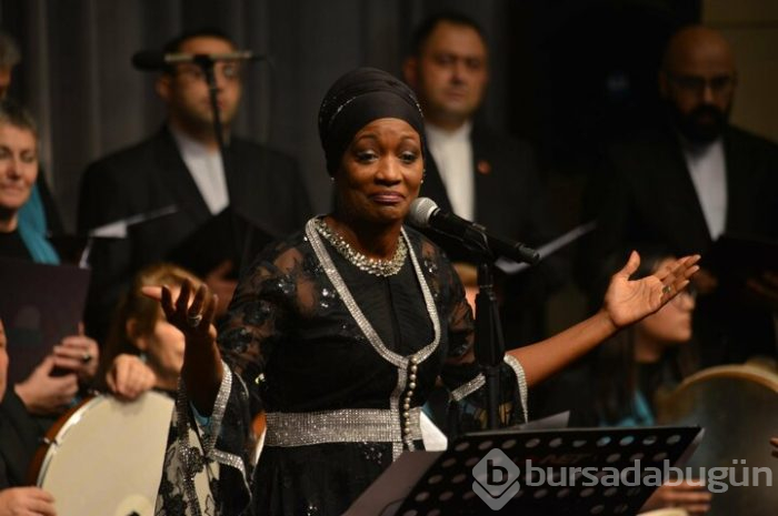 Müslüman ABD'li şarkıcı "Türkiye'yi tüm dünyaya göstermek istiyorum" 