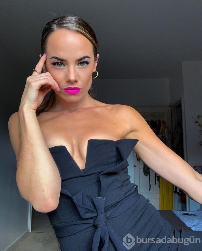 Watford'un ses getiren yeni transferi Emma Conybeare!
