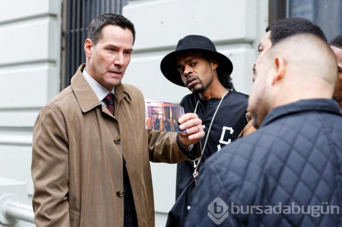 Keanu Reeves kendine karşı!