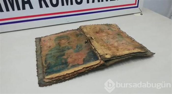 Bursa'da bin yıllık İncil'i satacaklardı!