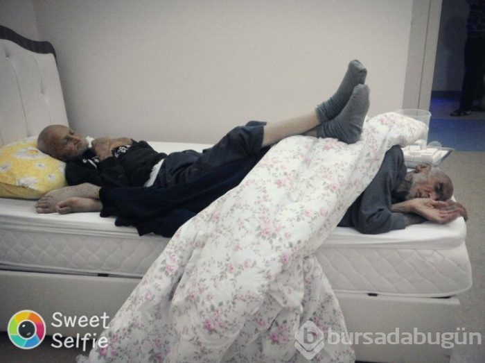 Bakımevinde, adamın kafasında kurtçuk oluştu!
